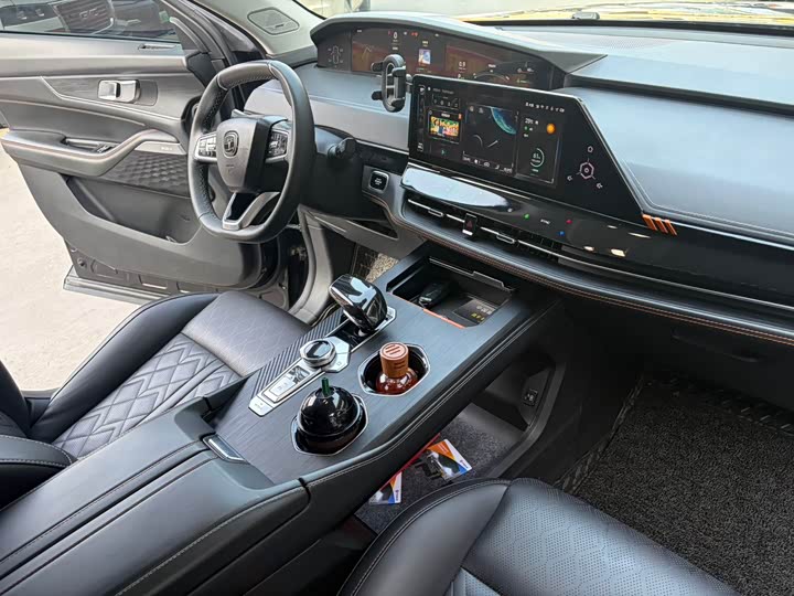2023 Changan UNI-K 2.0T SUV - Export Ready LHD