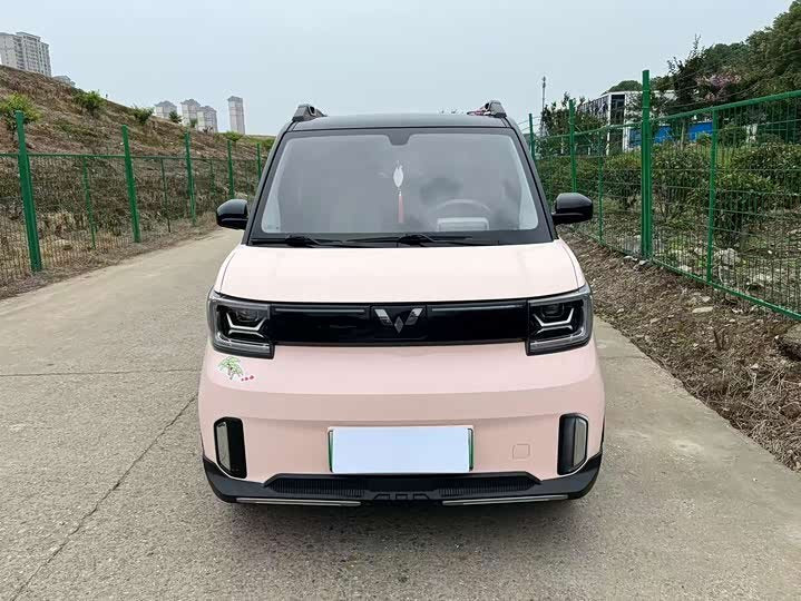 Wuling Hongguang Mini EV 2022 GAMEBOY 200km 轿车 - Export Ready LHD