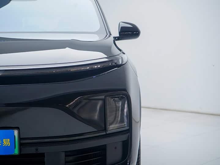 2023 Li Auto L8 Pro (Black)