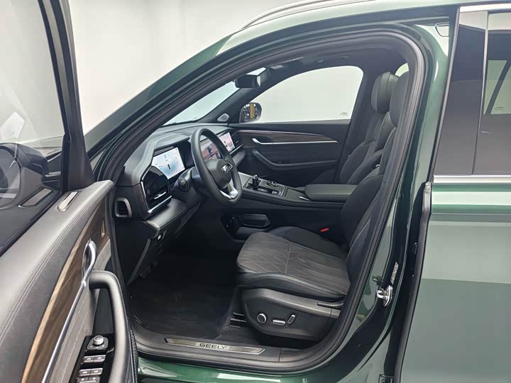 2025 Geely Xingyue L 2.0TD DCT Premium (Dark Green)