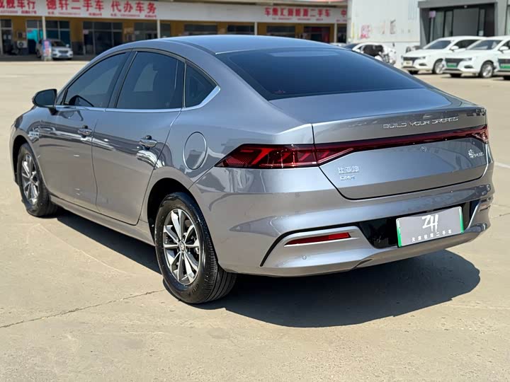 2024 BYD Qin Plus DM-i Glory 120km Flagship PHEV S
