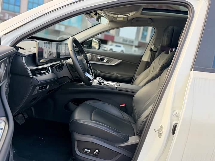 2023 Chery Tiggo 8 Pro 2.0T 7-Seat SUV - Export Re
