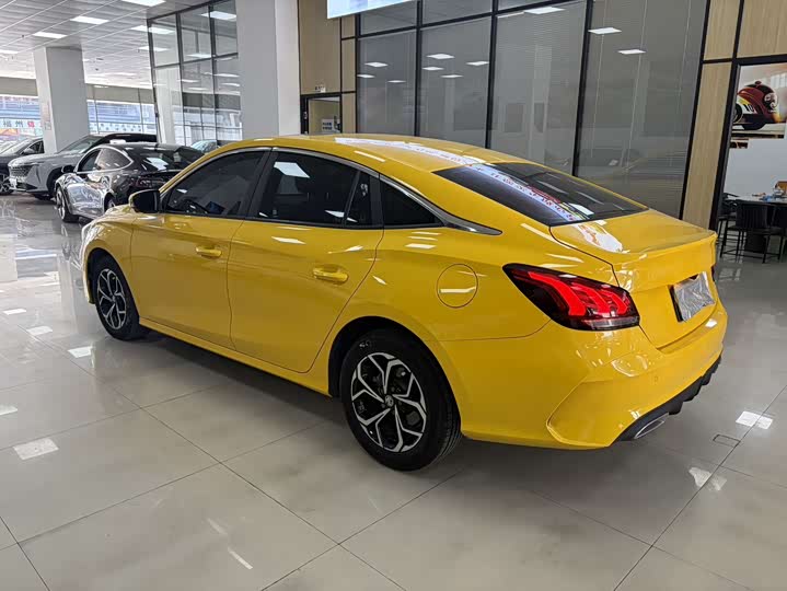 2024 MG4 EV XPOWER AWD 435HP Performance EV - Export Ready LHD - vehicle photo 2 - used car export from China