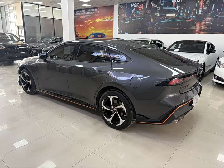 2023 Changan UNI-V 1.5T Sport Sedan - Export Ready