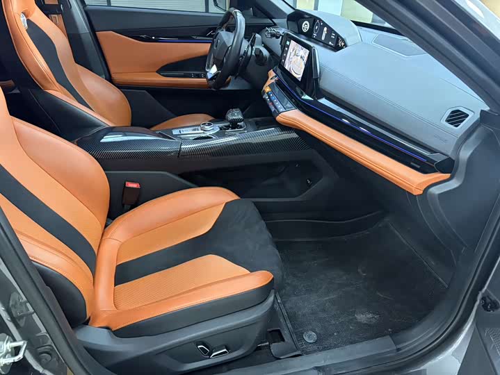2023 Changan UNI-V 1.5T Sport Sedan - Export Ready