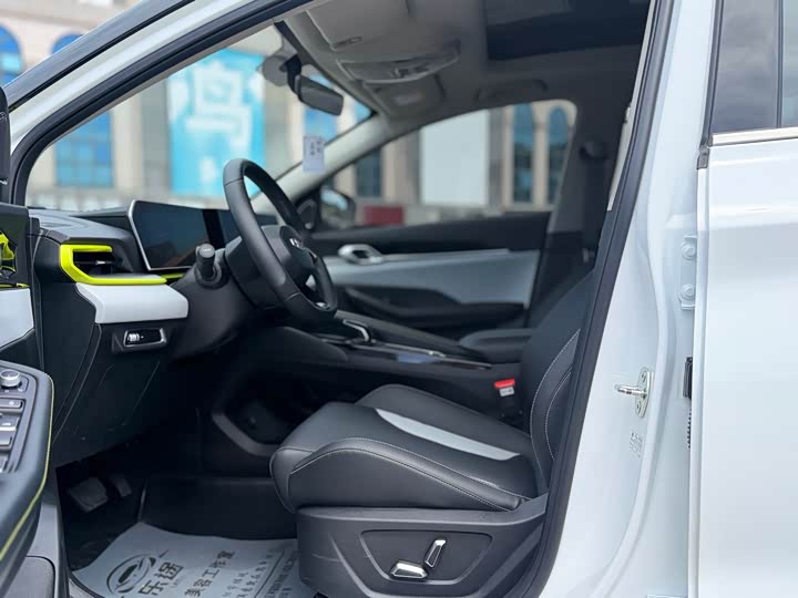 2023 Geely Coolray (Binyue) 1.5T Compact SUV - Exp