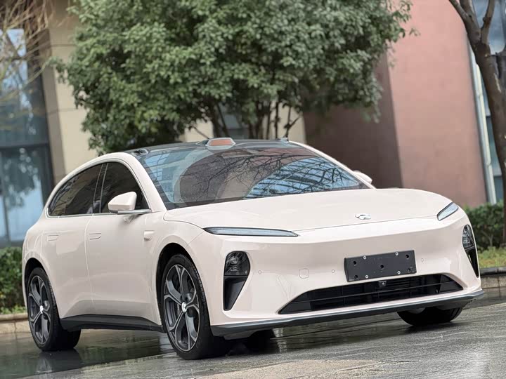 2023 NIO ET5 75kWh Electric Sedan - Export Ready L