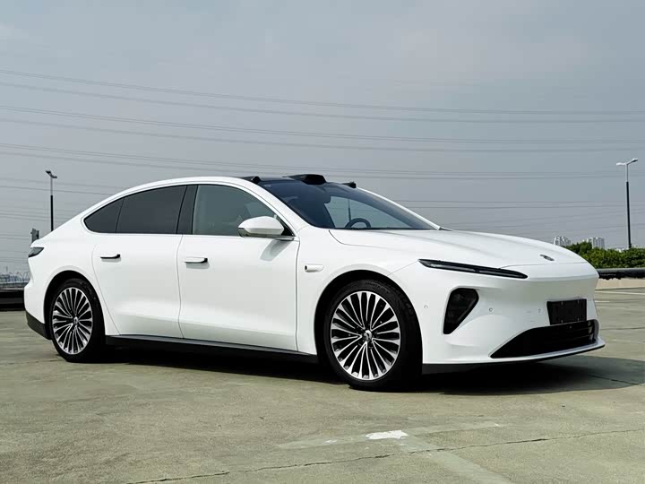 2023 NIO ET7 100kWh Executive Electric Sedan - Exp