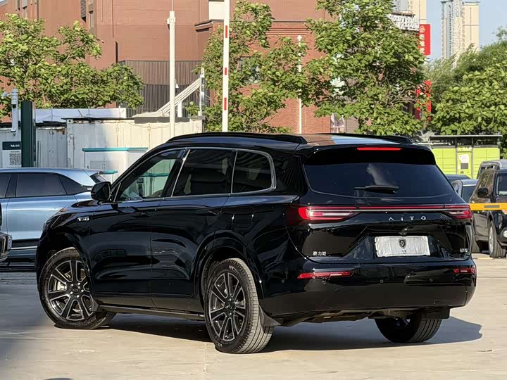 2024 AITO M7 1.5T EREV SUV (Huawei DriveONE) - Exp
