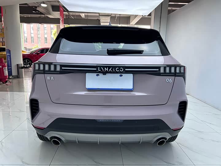2023 Lynk & Co 06 1.5T Compact SUV - Export Ready 