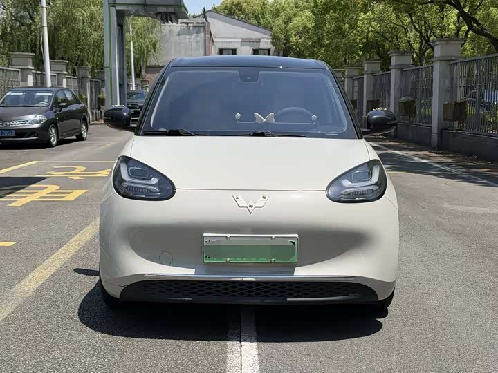 2023 Wuling Bingo 333km City Electric Hatchback - 
