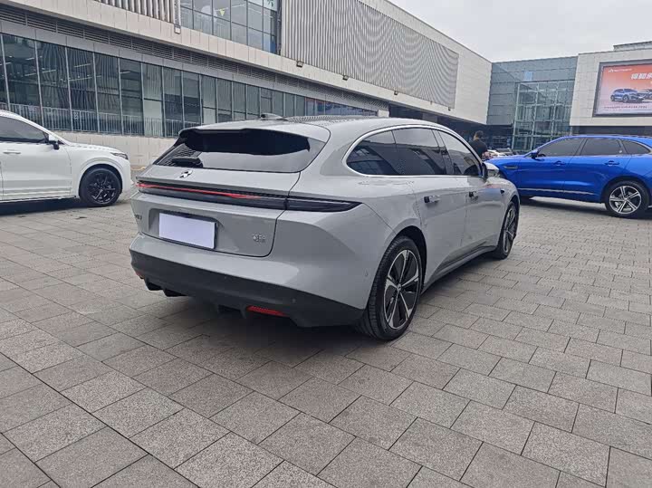 2024 NIO ET5 Touring 75kWh Electric Wagon - Export Ready LHD - vehicle photo 9 - used car export from China