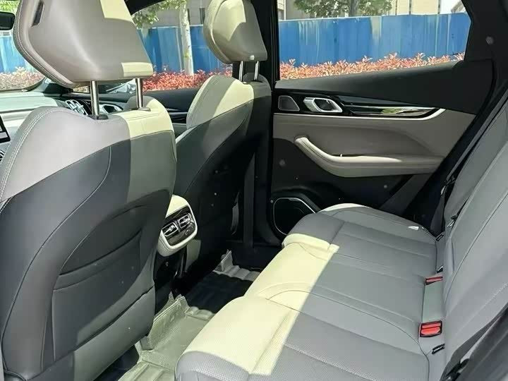 Geely Boyue L 2025 1.5TD DCT SUV - Export Ready LHD