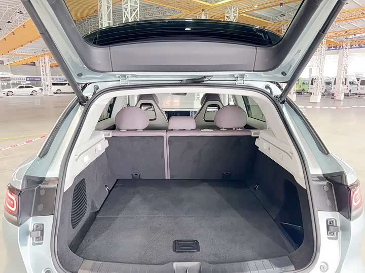 Leapmotor 零跑C11 2023 轿车 - Export Ready LHD