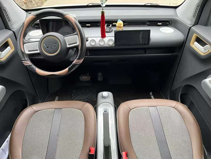 Wuling Hongguang Mini EV 2022 GAMEBOY 200km 轿车 - Export Ready LHD