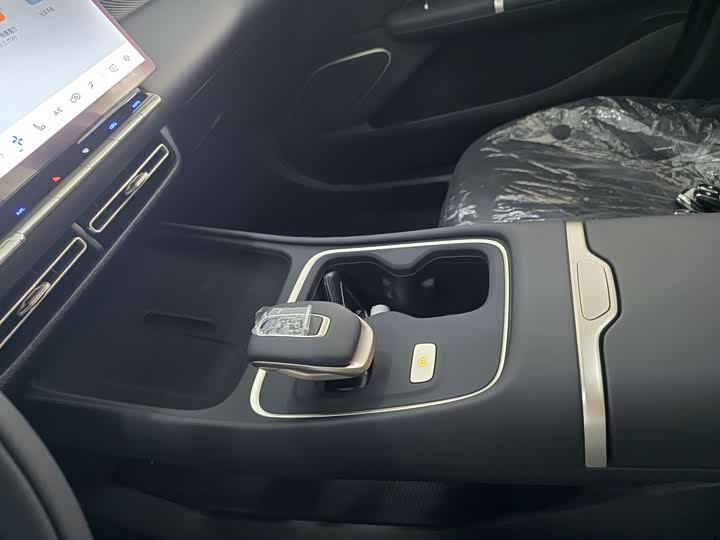 Changan Eado 2026 1.5T 500Bar 轿车 - Export Ready LHD