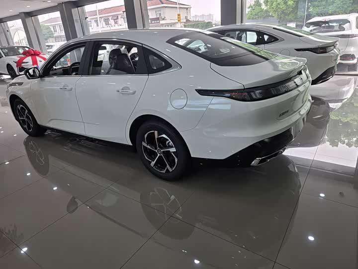 Changan Eado 2026 1.5T 500Bar 轿车 - Export Ready LHD