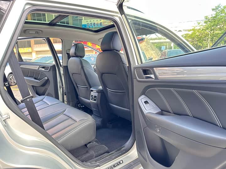 Roewe RX5 2019 eRX5 50T 轿车 - Export Ready LHD