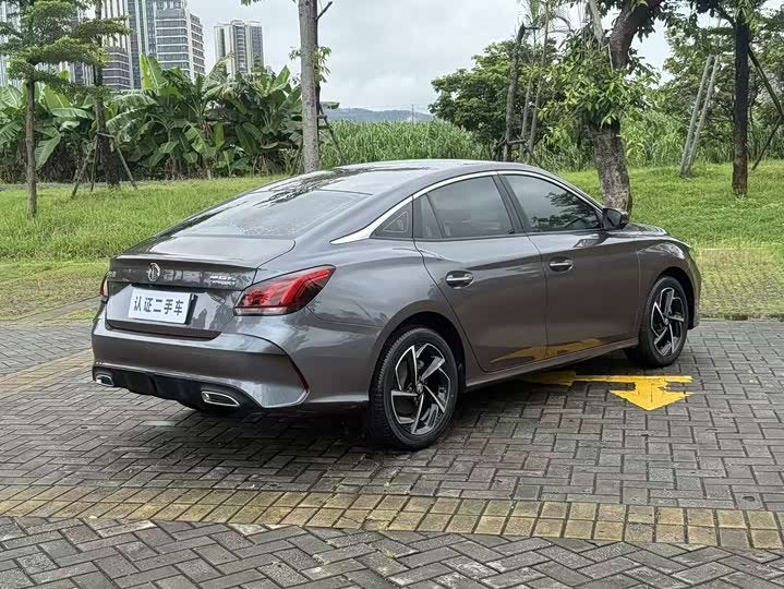 MG 5 MG5 2022 300TGI 轿车 - Export Ready LHD