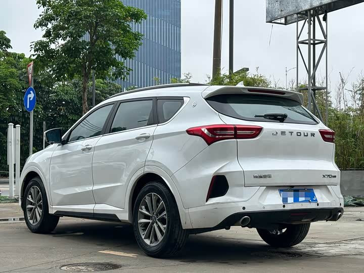 Jetour X70 2022 1.5T 轿车 - Export Ready LHD