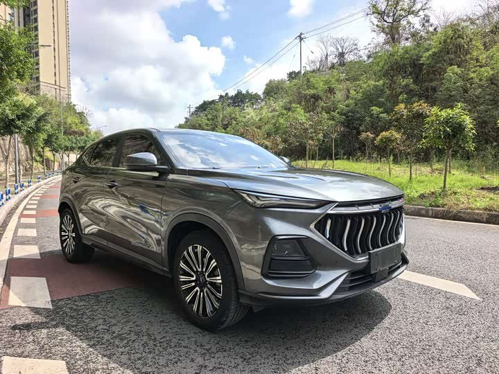 Changan Oshan X5 2021 1.5T 轿车 - Export Ready LHD