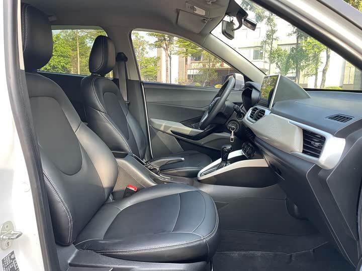Baojun 510 2019 1.5L 轿车 - Export Ready LHD