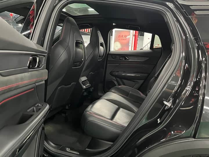 Lynk & Co 05 2022 2.0TD 轿车 - Export Ready LHD