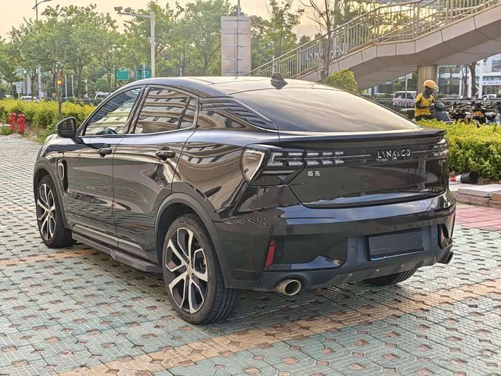 Lynk & Co 05 2022 2.0TD 轿车 - Export Ready LHD