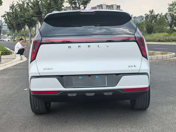 2025 Geely Boyue L 4th Gen 1.5TD DCT (White) - Used SUV Export Ready