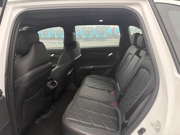 2025 Changan CS75 PLUS 4th Gen 1.5T Premium (White)